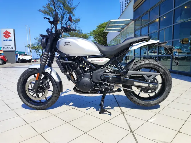 GUERRILLA 450cc/ DAIANA !