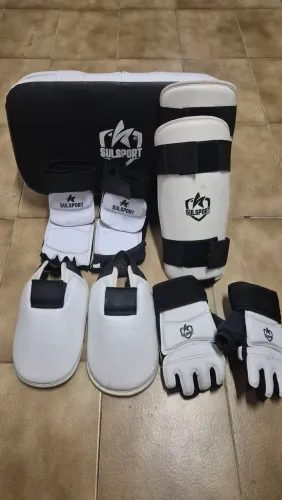 Kit de Proteção Taekwondo WTF + Aparador