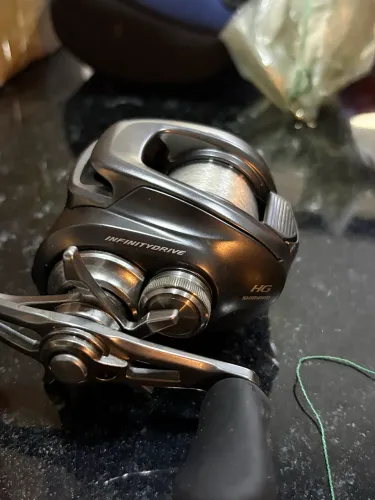 CARRETILHA SHIMANO BANTAM