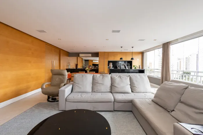 Apartamento para venda em Saúde com 4 quartos, sendo 2 suítes, 160m²