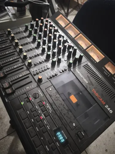 Tascam portastudio 246