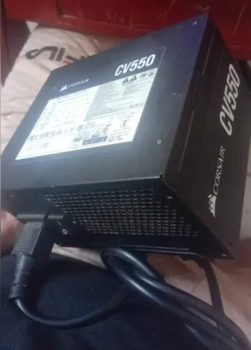 Fonte Corsair CV 550w