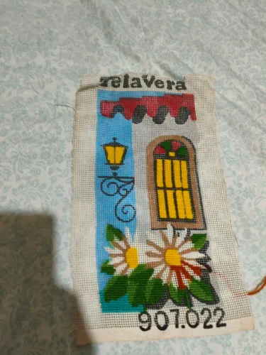 Tela pequena de bordar 14cm x 28cm