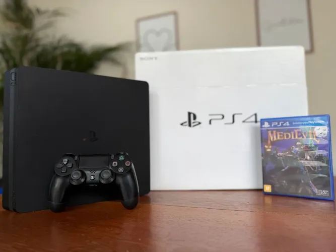 PS4 SLIM 1TB