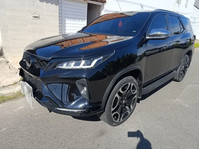 Toyota Hilux SW4 Diamond 2.8 TB 4X4 Die. Aut. 2023