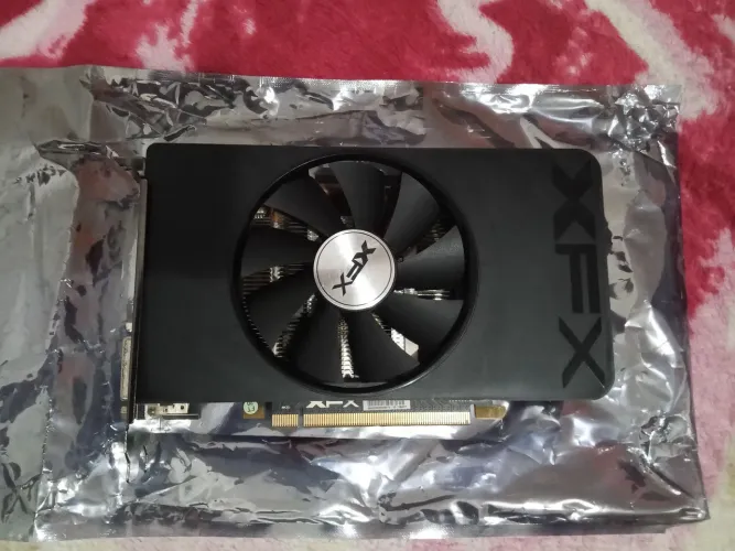 R7 360 2GB Modelo XFX