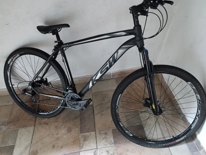 Bicicleta aro 29 KSW 24v - câmbios Index - freio hidráulico 