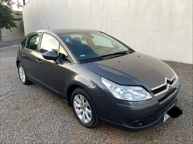 Citroen C4 GLX 2.0 Flex 16V 5P Aut. 2013