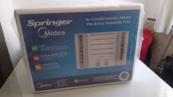 Vendo ar condicionado de janela 7.500 BTUs 127v marca Springer aceito cartão em até 4 vzs