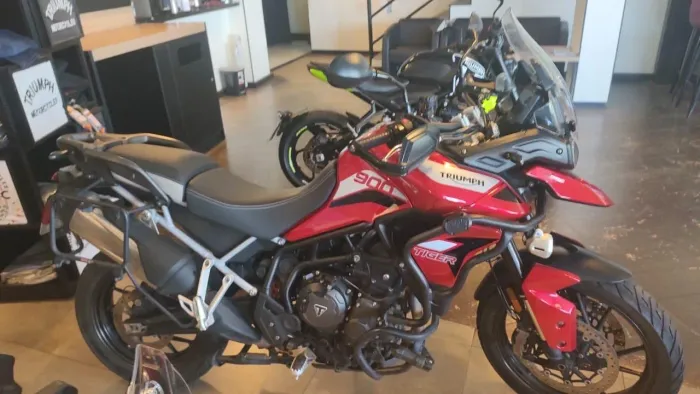 Tiger 900