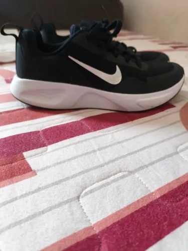 Tênis Nike feminino original n 34 usado 2 vzs apenas