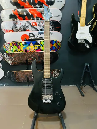 Guitarra Super Strato Memphis MG230