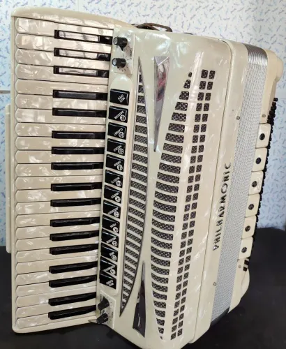 Acordeon 120bx.fhilarmonic..novissima