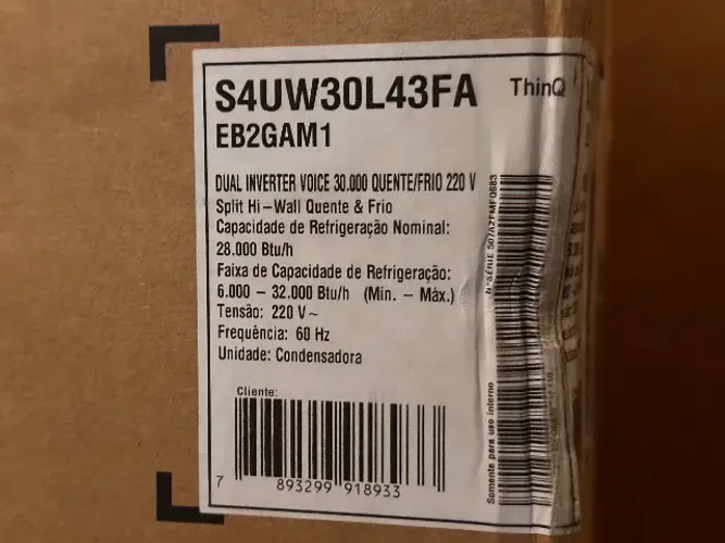 Ar Condicionado LG Dual Inverter Voice 30000 BTU Quente e Frio - Fechado na Caixa.