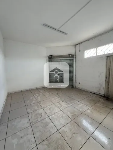 Loja comercial para locação no bairro Tubalina