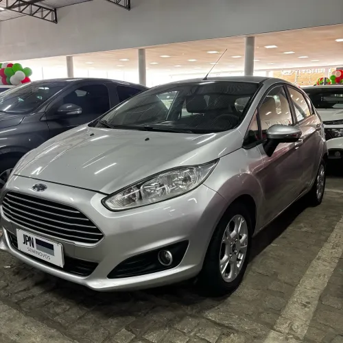 Ford Fiesta 1.6 16V Flex Aut. 5P 2015