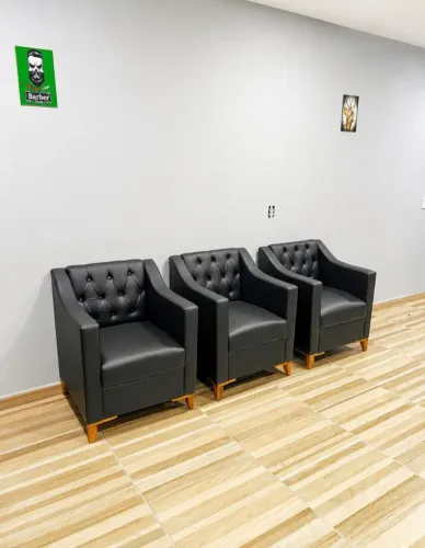 ? 3 Poltronas por Apenas R$ 1.070,00 - Elegância, Conforto e Qualidade