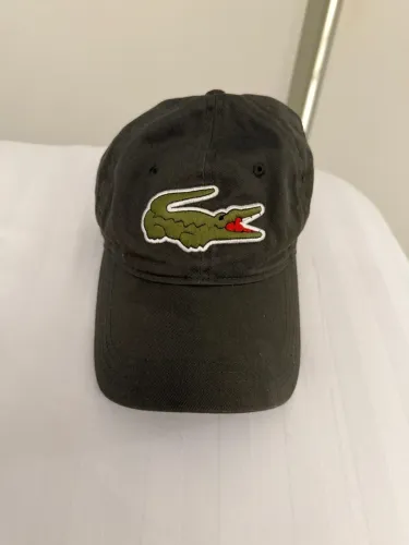 Boné Lacoste logo grande- estado de novo