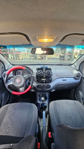 Fiat Palio Attractive 1.0 EVO Fire Flex 8V 5P 2016