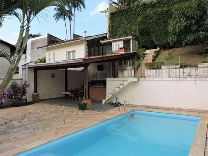 Casa para locação Condomínio São Paulo II na Granja Viana