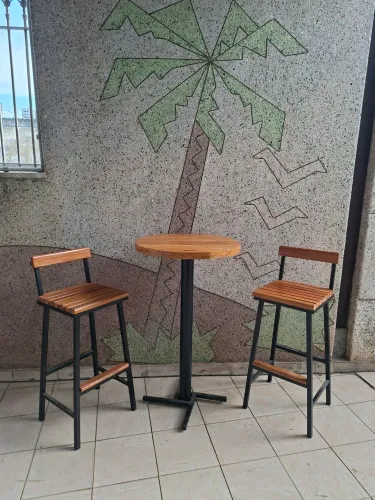 Banquetas e bistrô