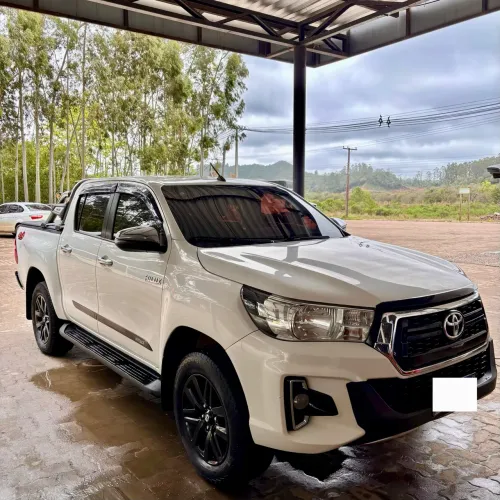 Toyota Hilux CD SRV 4X4 2.8 TDI Diesel Aut. 2020