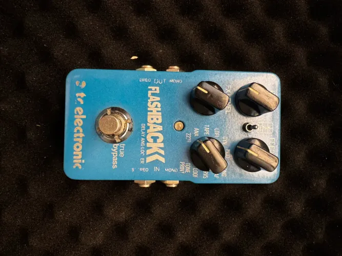 Pedal flashback delay 