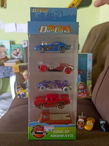 Kit Carrinhos Die-Cast Metal ? 5 Miniaturas ?