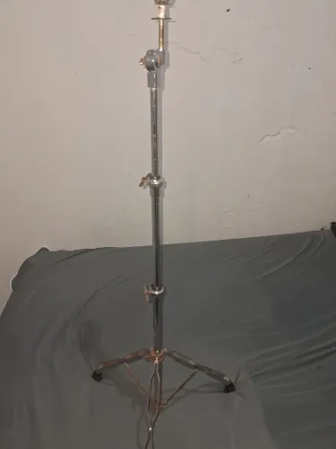 Vendo pedestal de prato