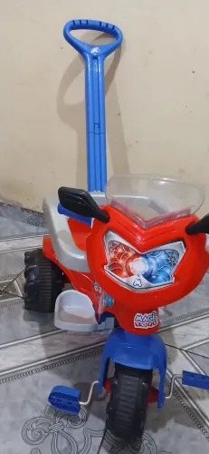 Vendo esse triciclo 