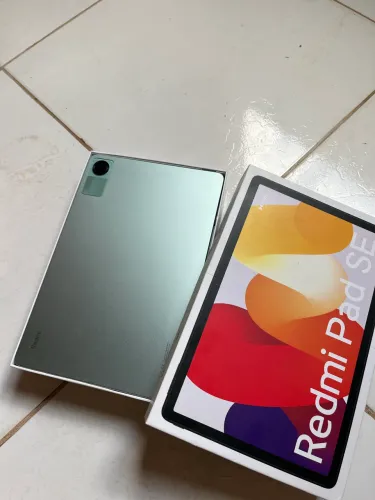 Redmi Pad Se 4GB RAM 18GB excelente-estado com caixa
