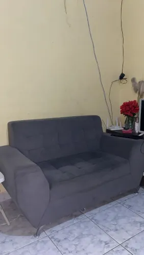 Sofa dois lugares, usado e em bom estado de conservação.