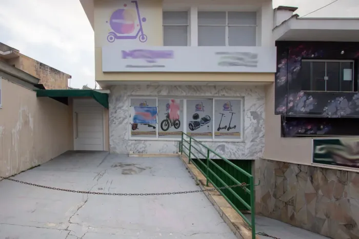 Casa comercial na Rua José de Albuquerque Medeiros, 141 400 m²