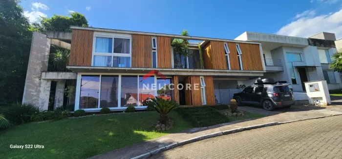 Casa de condomínio em Rua Francisco Solano Borges - Hípica - Porto Alegre/RS