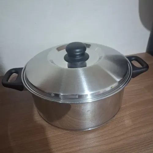 Tramontina Solar 24cm 4,7l Baquelite e Fundo de Cobre Aço inox Panela Caçarola rasa