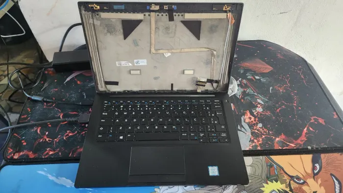 Notebook Dell Latitude 7390, Intel i7 8650u 8 Geração 8GB Ssd  M2 128GB OBS 