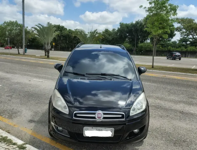 Fiat Idea Attractive 1.4 Fire Flex 8V 5P 2014