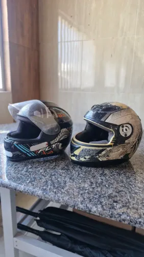 Capacete pra moto