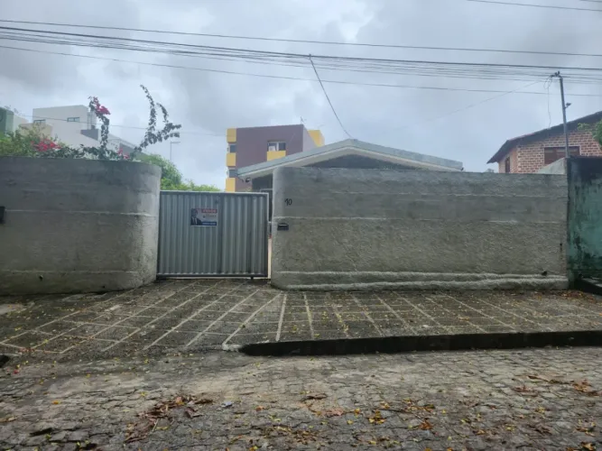Casa para Venda em João Pessoa / PB no bairro Bancários