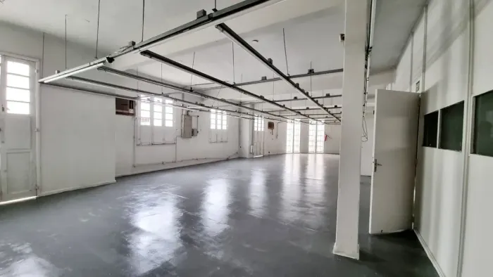 Galpão/Depósito/Armazém para venda tem 452 metros quadrados