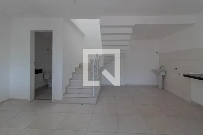 Casa à Venda - Vila Ré, 2 Quartos, 80 m2