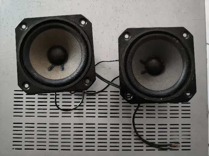 Alto falantes AIWA THAILAND 8Z-AS4-602-01 DCBG26