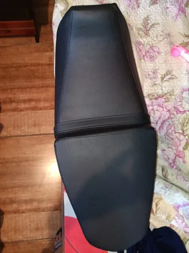 Vendo um banco dá Fan 160 semi novo usando menos de um mês 