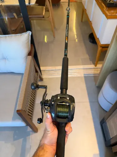 Carretilha MarineTitan 400 + Vara Evolution 80lbs