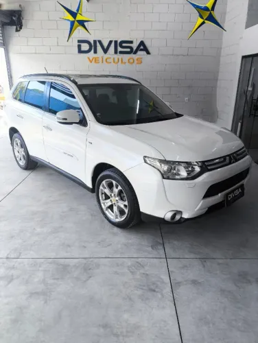 Mitsubishi Outlander 3.0/ GT 3.0 V6 Aut. 2014