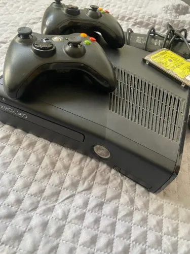 XBOX 360! VEM NAS TROCA! LER O ANÚNCIO!