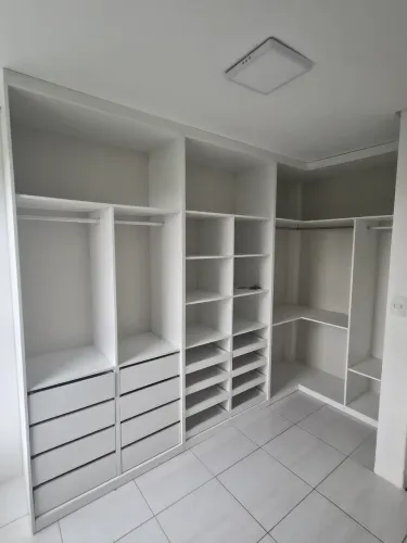 Vendo Closet