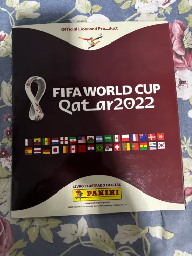 Álbum Capa Copa Do Mundo 2022 Qatar Com uma Legend