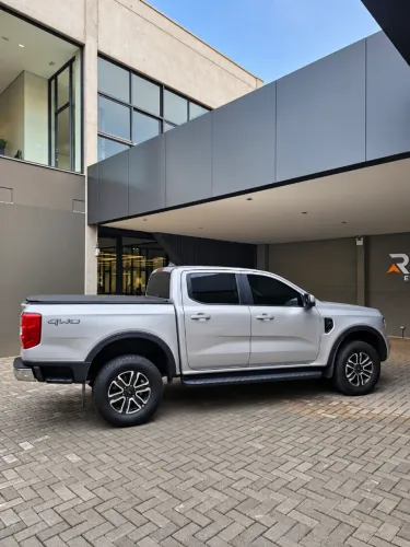 Ford Ranger XLT 3.0 V6 4X4 CD TB Die. Aut. 2025