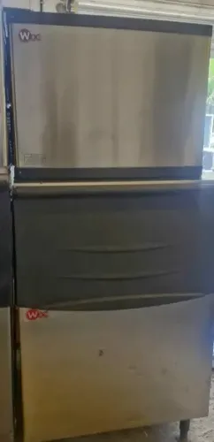 Máquina de gelo WOC WK318BM-C
